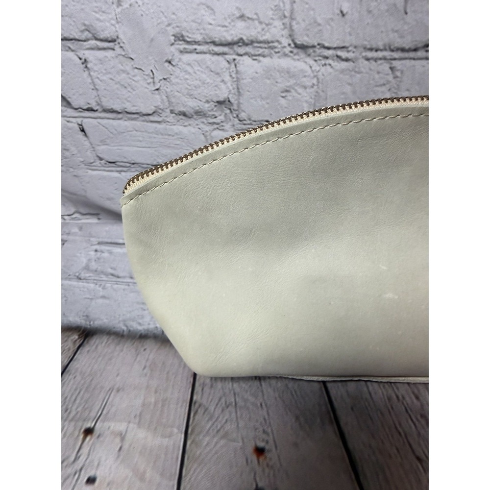 Portland Leather Goods Eclipse Bag in Beluga With Rings For Crossbody Zip Pouch - Picture 7 of 10